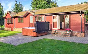 Hollybrook Lodges